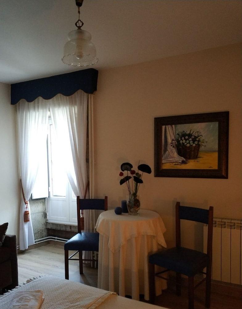 Pension Pura Cuntis Extérieur photo