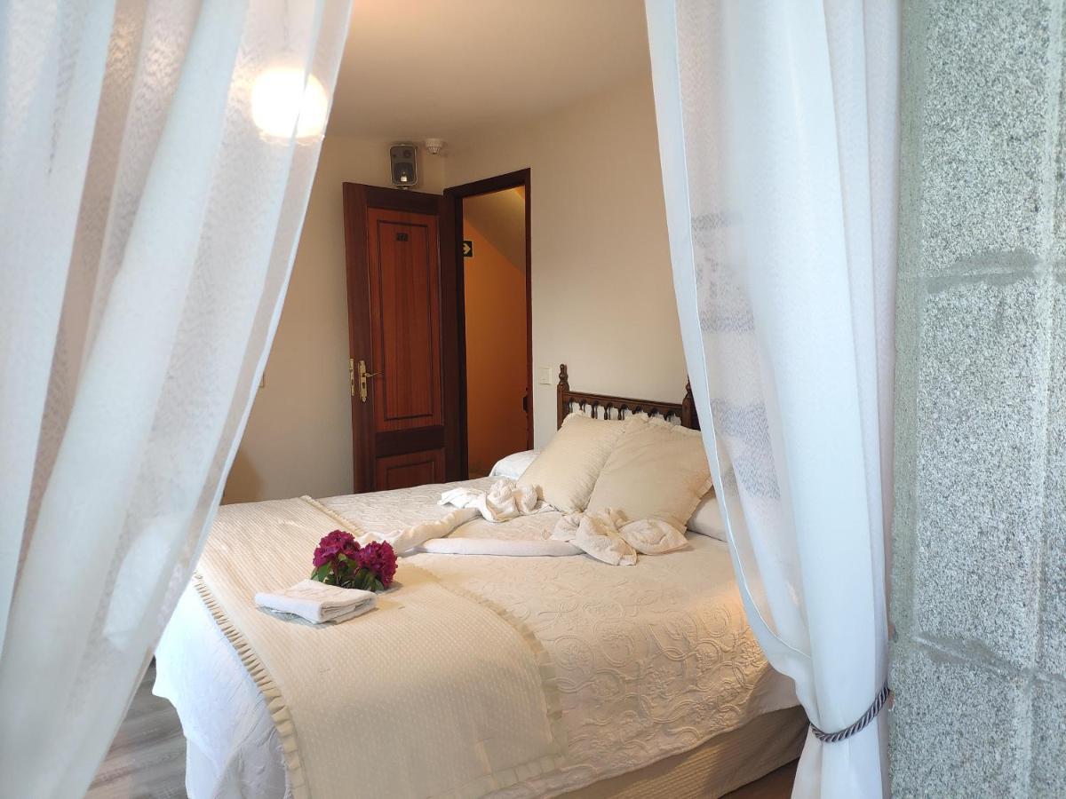 Pension Pura Cuntis Extérieur photo