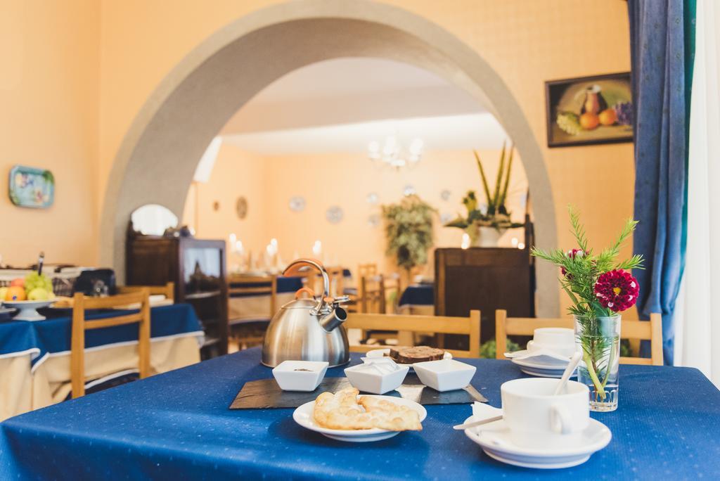 Pension Pura Cuntis Extérieur photo