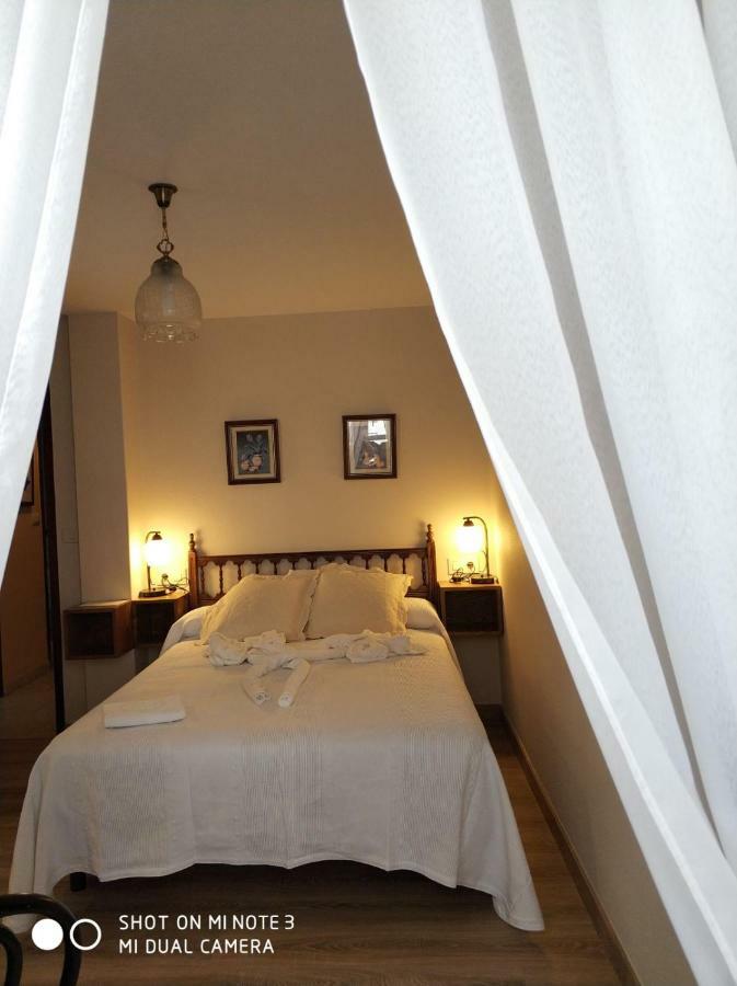 Pension Pura Cuntis Extérieur photo