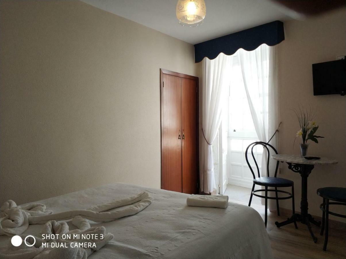 Pension Pura Cuntis Extérieur photo